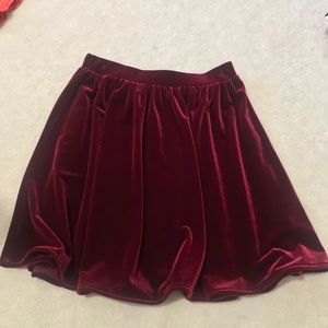 AMERICAN APPAREL | Velvet A-line Skirt